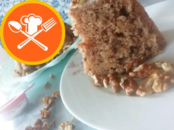 Αρωματικό κέικ με κανέλα καρύδι Miss (σε μια κατσαρόλα)